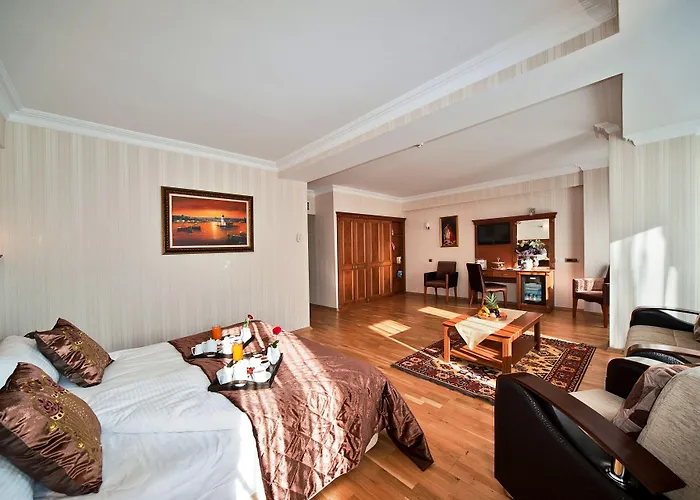 Byzantium Suites & SpaSpa Hotel